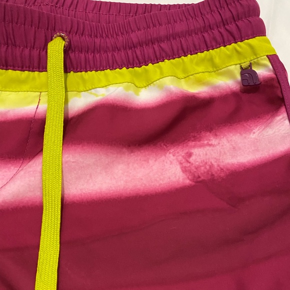 The North Face Lined Shorts - Picture 5 of 5